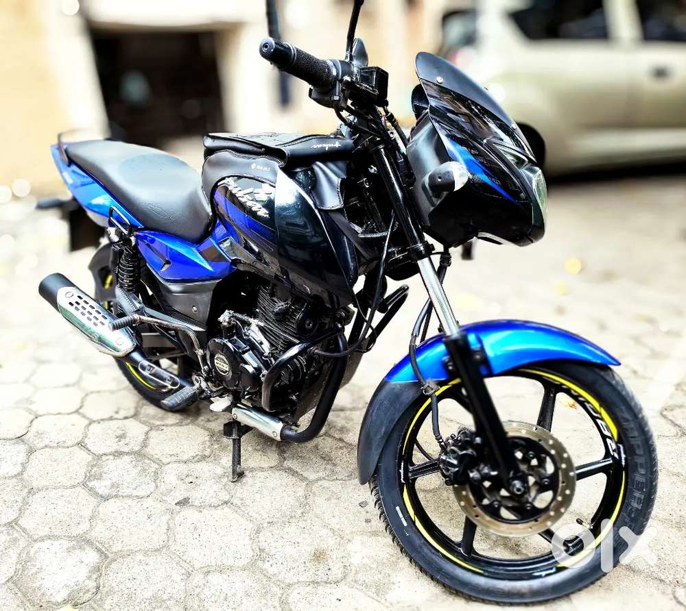 Pulsar 150 DTSi Dual Tone - 1st Owner