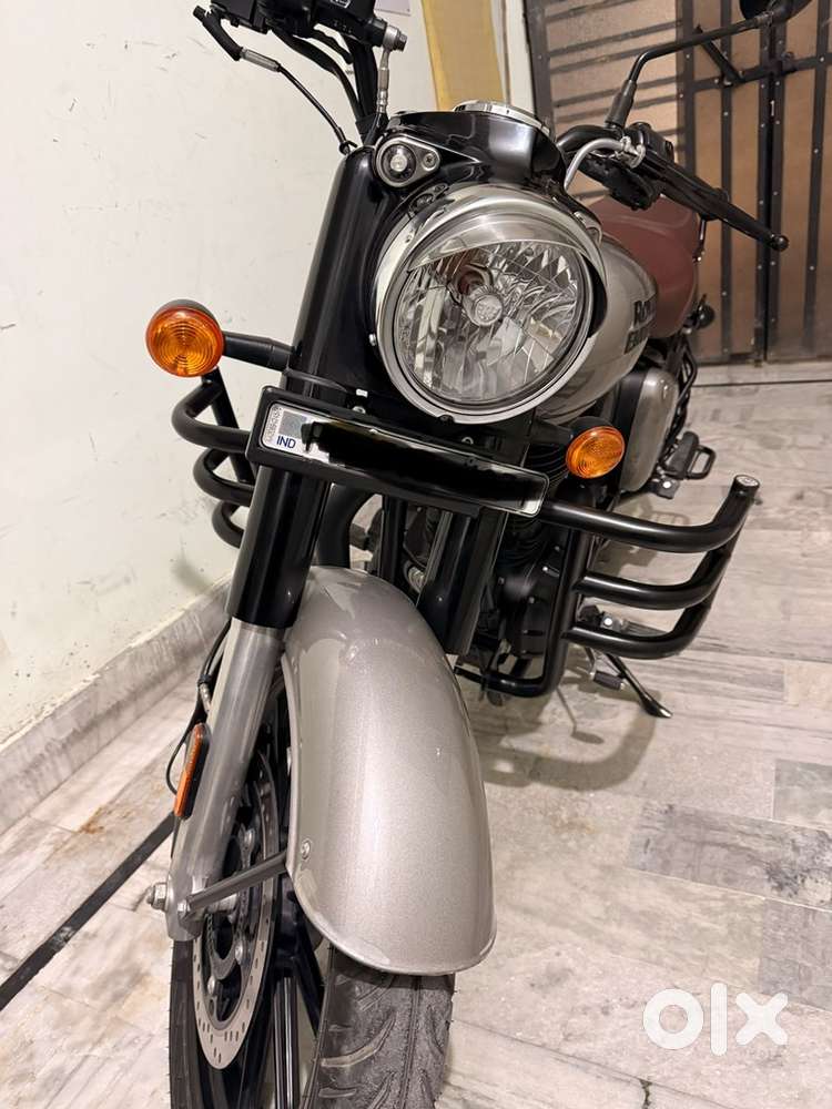 Bullet 350 clasic gun mat grey colour