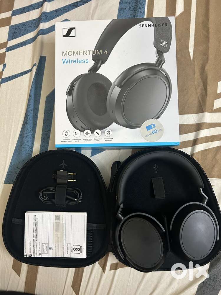 SENNHEISER MOMENTUM 4