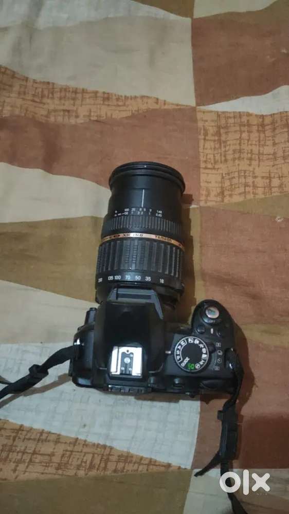 Only display broken but I give my personal lence 18+200