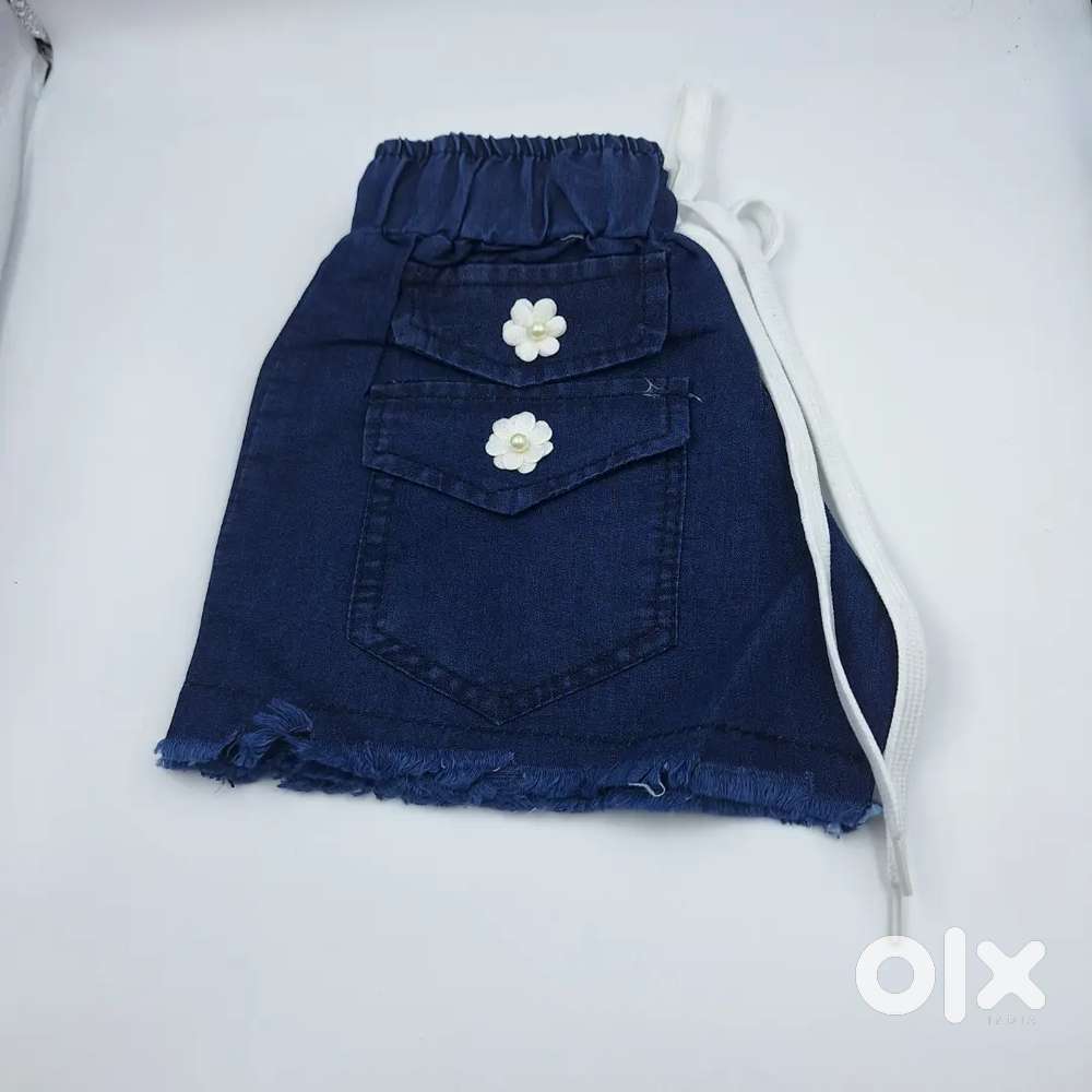 Stylish Girls Denim Shorts * Flower Design 18 To 36 120 rs per piece