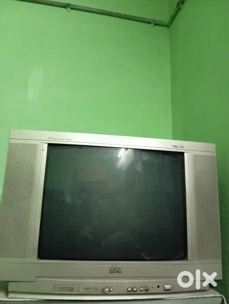 Colour TV  Bina Koi kharabi ke sath Le sakte hain isko