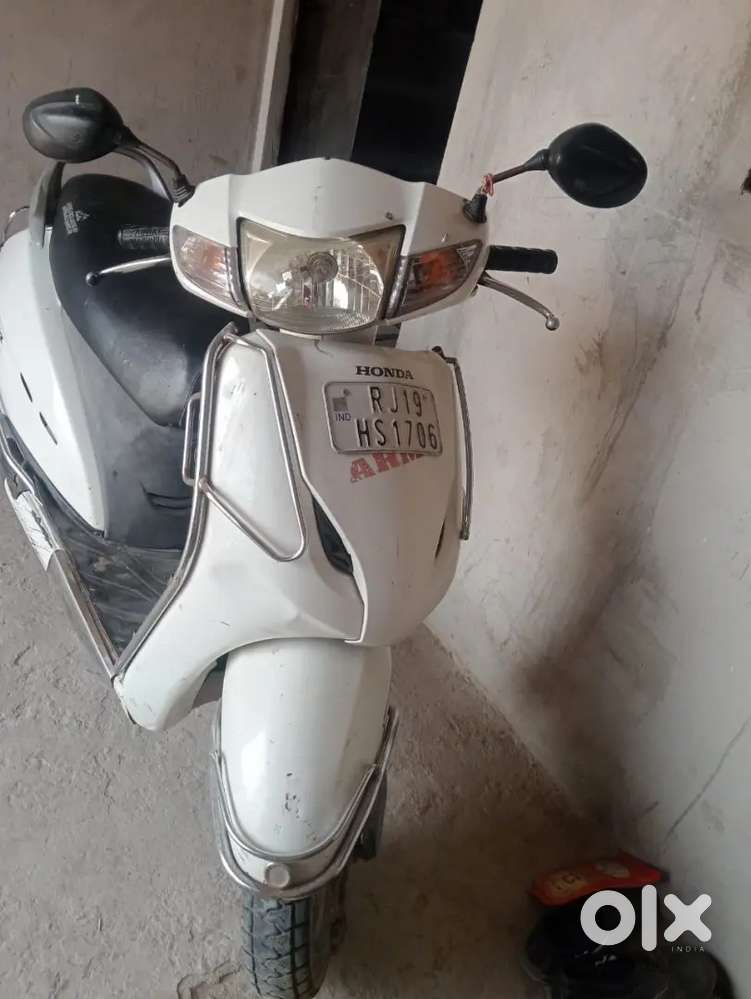 Scooty for sell