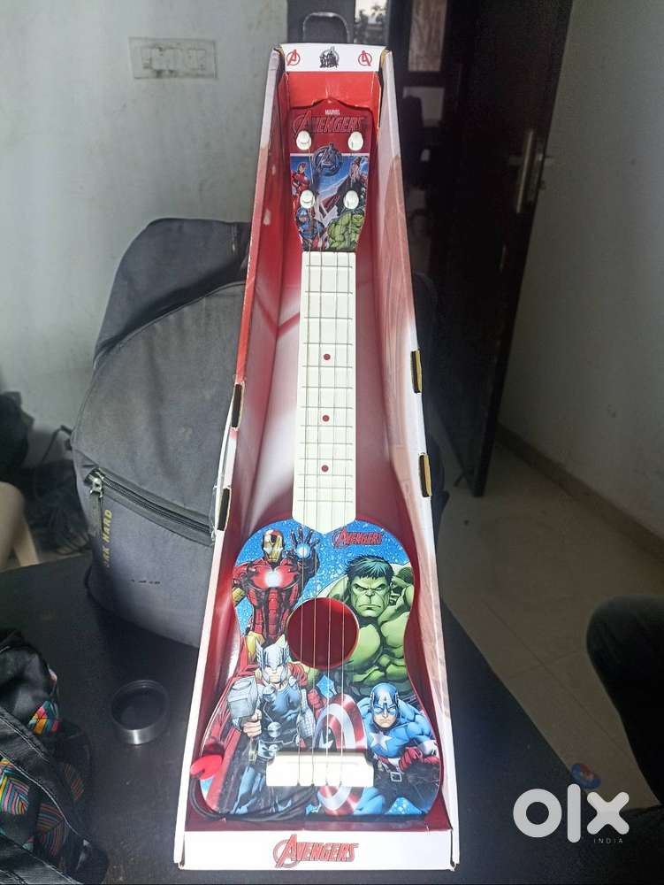 Avengers New condition guitar