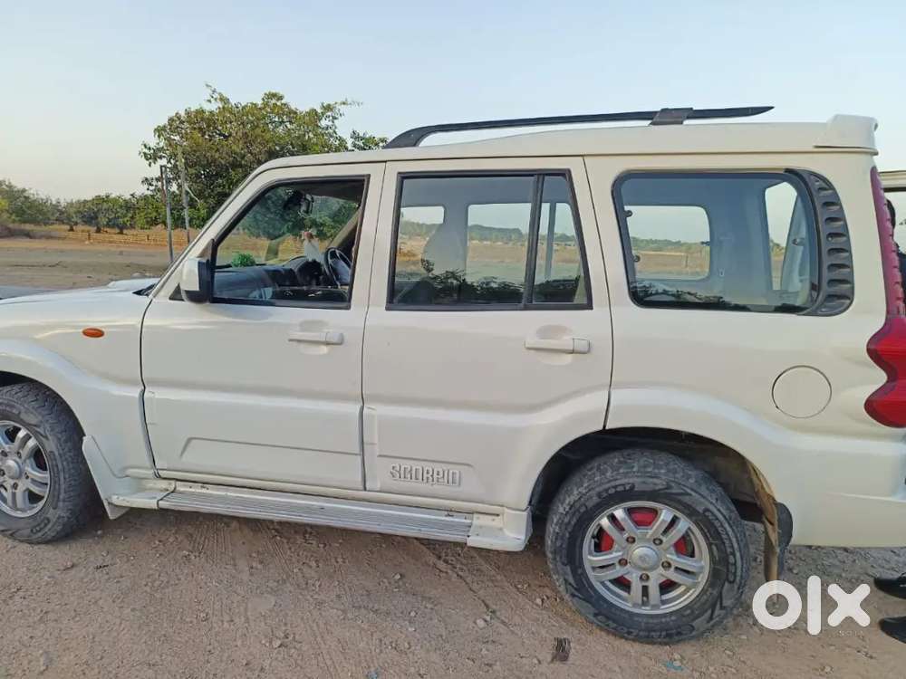Mahindra Scorpio Classic 2012 Diesel 95000 Km Driven fhon karvo