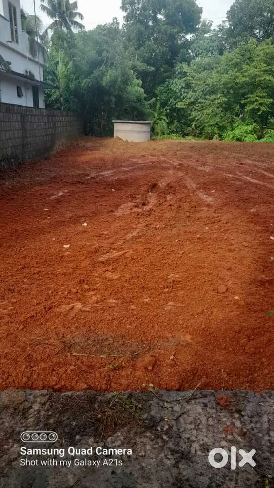 6.4 cent land for sale in kavaraparambu angamaly