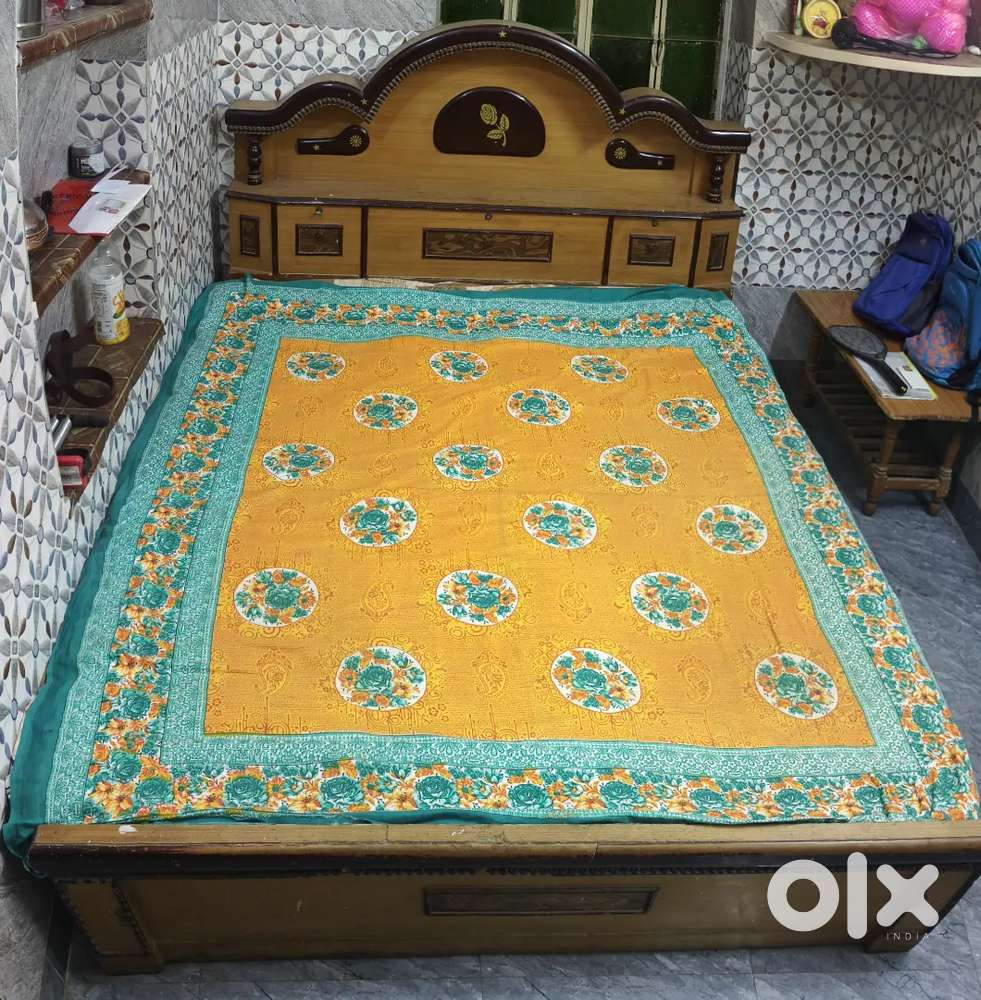Good Condition Double Bed In Lowest Price