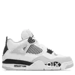 AUR JORDAN 4 RETRO MILITARY BLACK