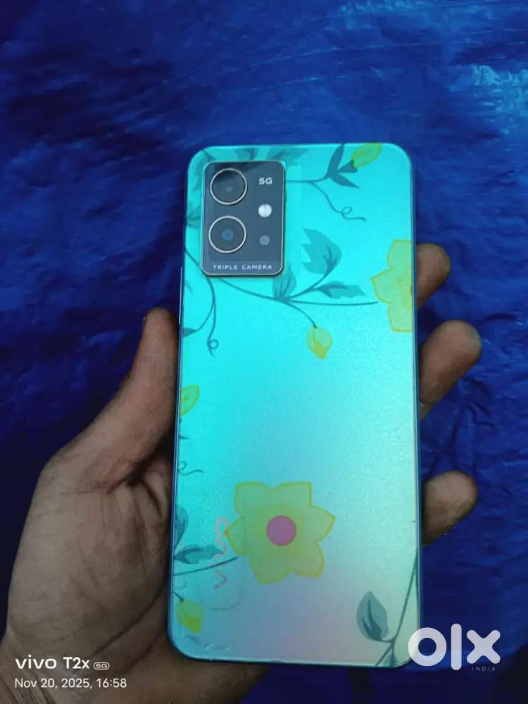 Vivo t1 5g 8 +128 GB