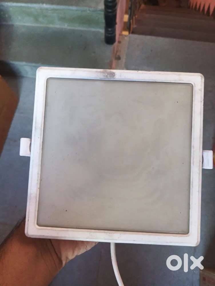 LED LIGHT BIG
