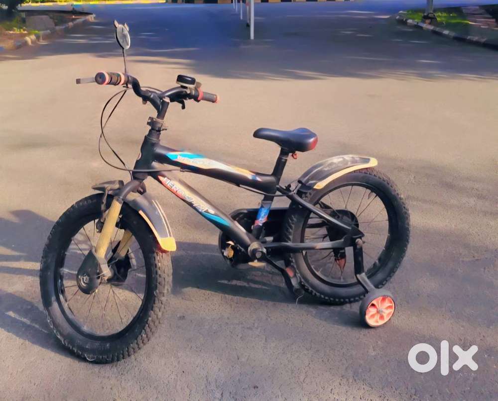 Kids bicycle 8 months old