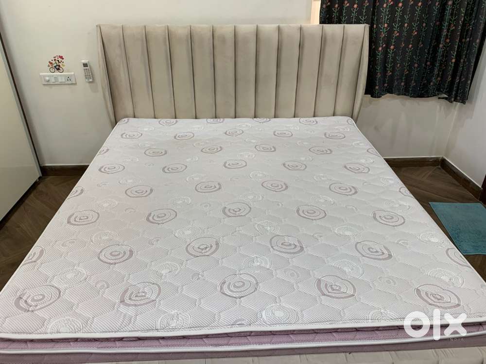 King Size bed with Storage box