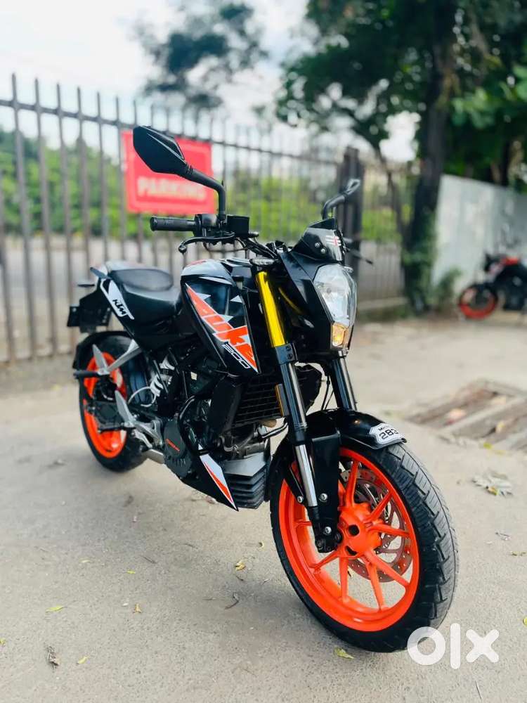 KTM DUKE 125 SUPER CLEAN CONDITION