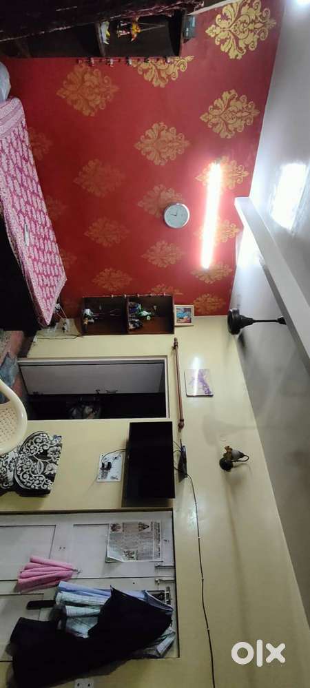 50 gaj 4th Floor with terrace/roof in Karol Bagh Raigar Pura