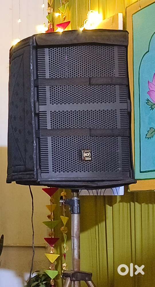 Rcf Vmax Copy stage monitor speaker cabinet