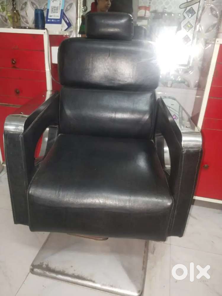 Facial chair