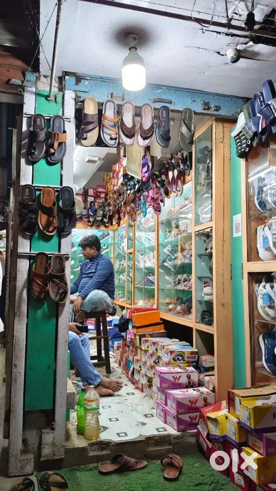 Commercial property on Ghutiyari Railway station for Sale