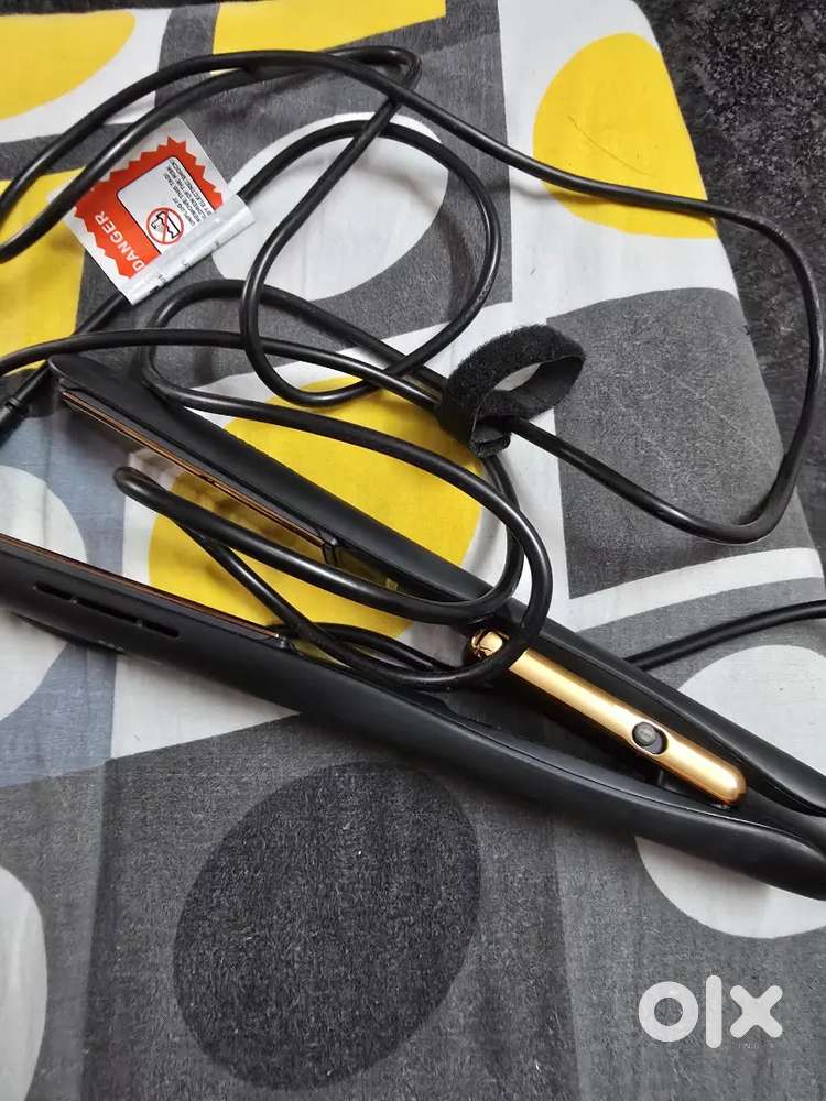 New Iconic Gold Hair straightener
