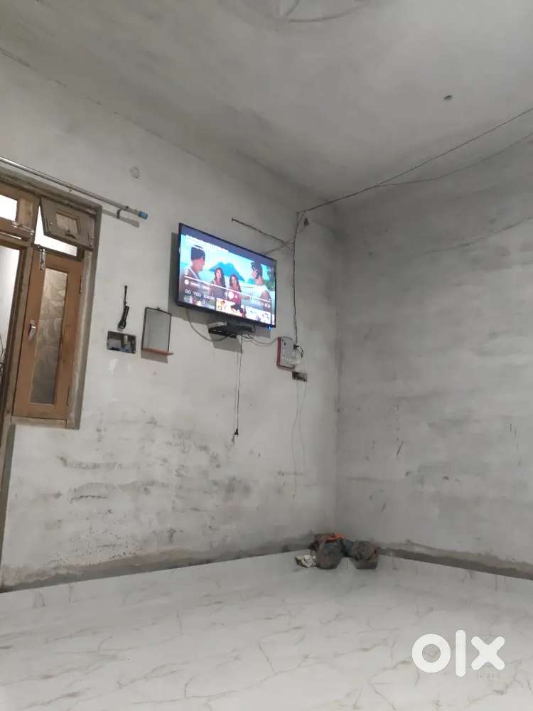 Mujhe urgent me TCL 55 inch led tv box chahiye