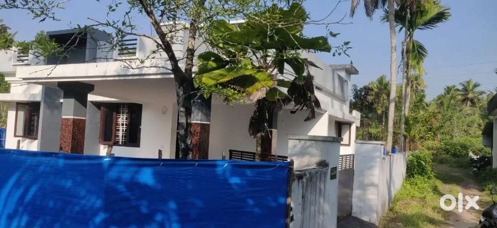 വീട് വാടകക്ക് - അഴിക്കോട് കൊട്ടിക്കൽ 3 ബെഡ്‌റൂം വീട്