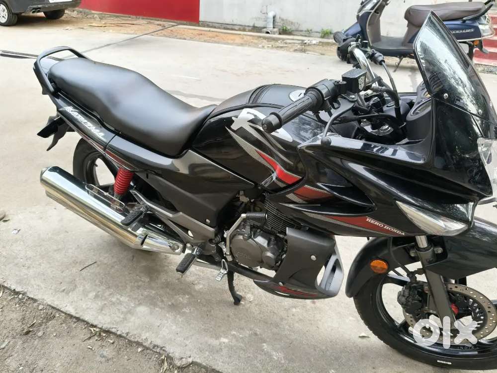 Karizma r Good condition fully restored all partes are new