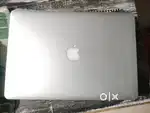 Apple mack book pro