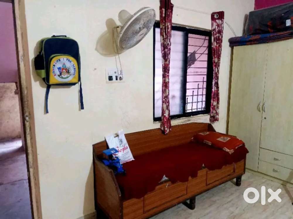 1 RK for bachelor girls only