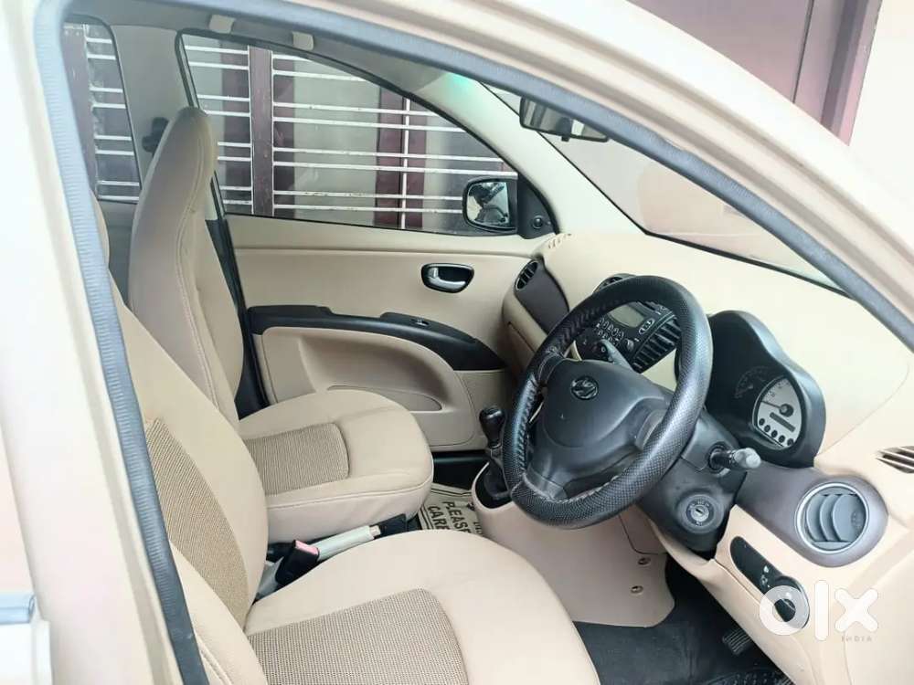 HYUNDAI i10 1.2 SPORTZ CAR FOR SALE