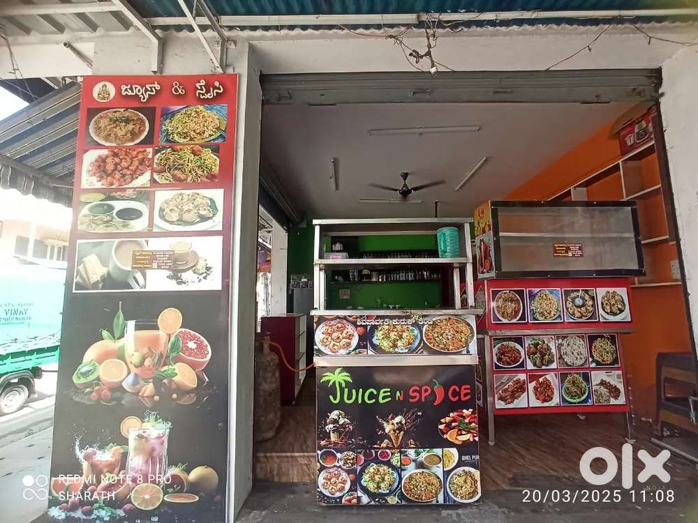 Juice, chats and chines corner