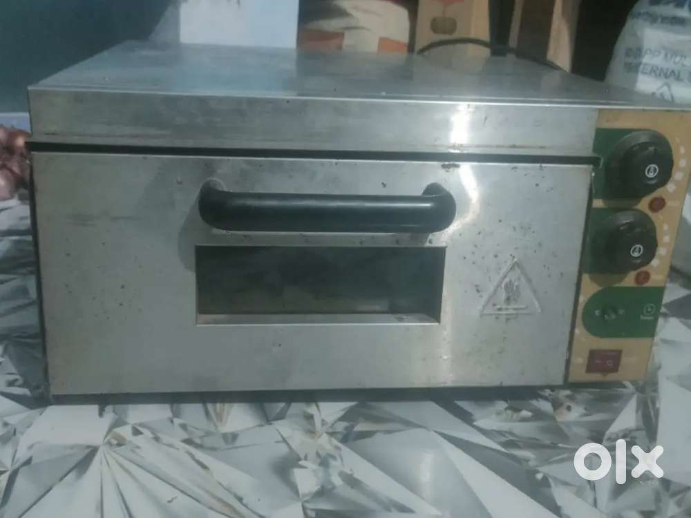 PIZZA OVEN