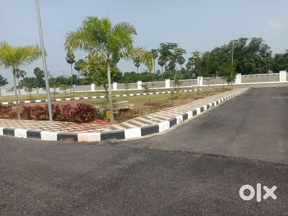 GATED COMMUNITY PLOT FOR SALE.