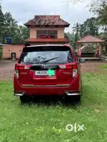 Toyota Innova Crysta 2017 Diesel 92000 Km Driven