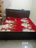 6/6 sofa come bad with mattress