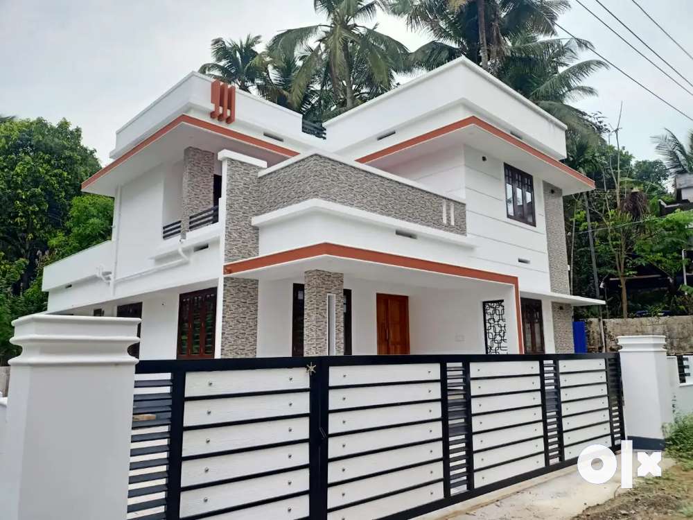 Puranattukara  - 1757 Sqft. 3 BHK villa in  7.00 Cents.