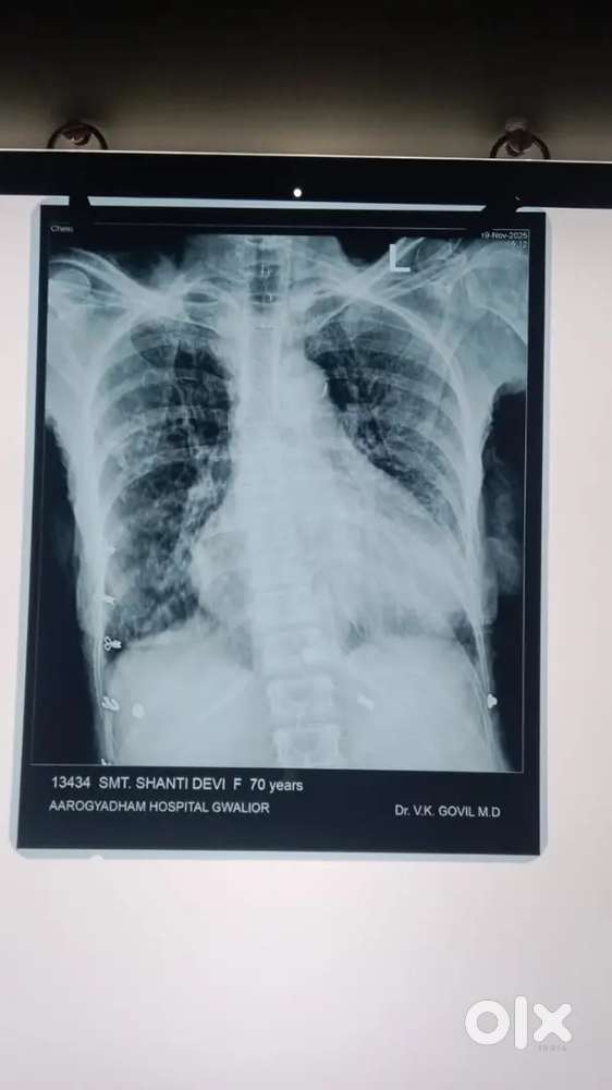 Receptionist and nursing