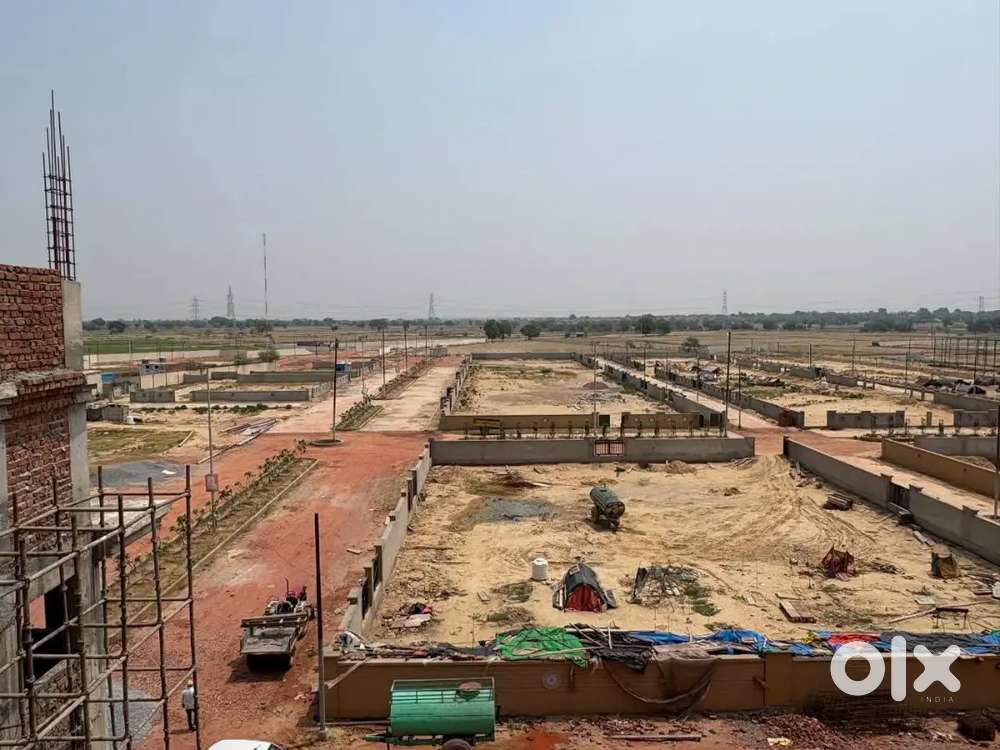 अंसल (API ) के जस्ट पीछे प्लॉट खरीदे LDA se NOC bhi और बैंक लोन के साथ