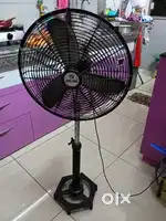 Black Stand fan