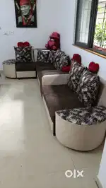 Sofa good condition 4 months used