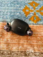 Noise earbuds with air wave technology