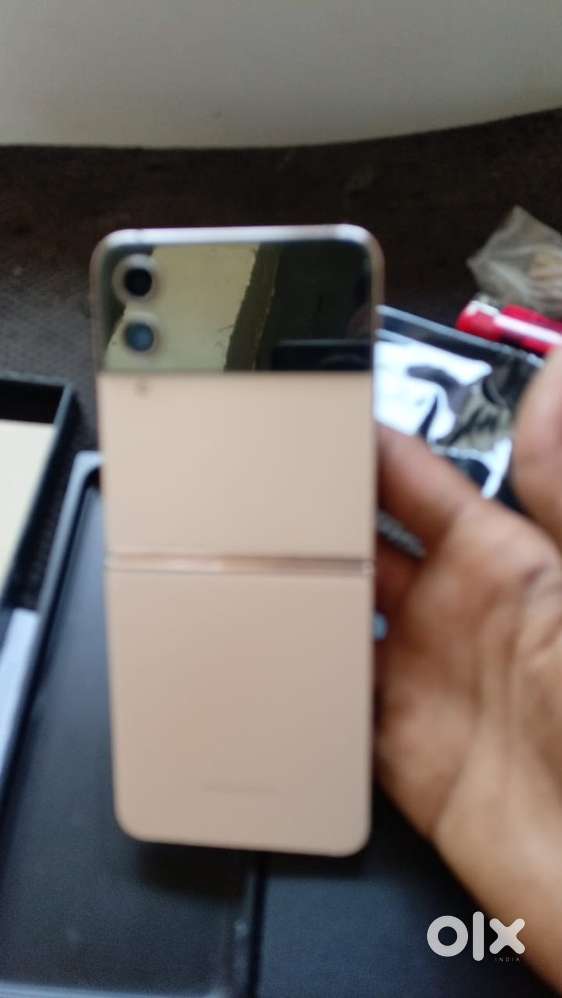 Flip phone