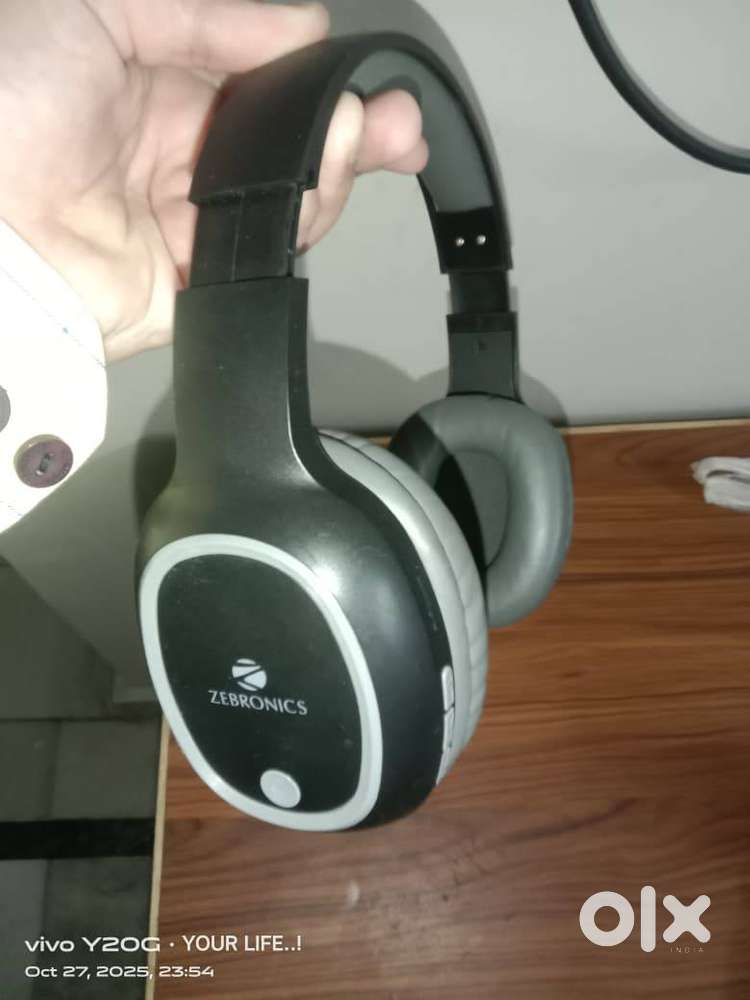 ZEBRONICS Zeb- Thunder, With 50H Backup, BT v5.3, Gaming Mode, ENC, AU