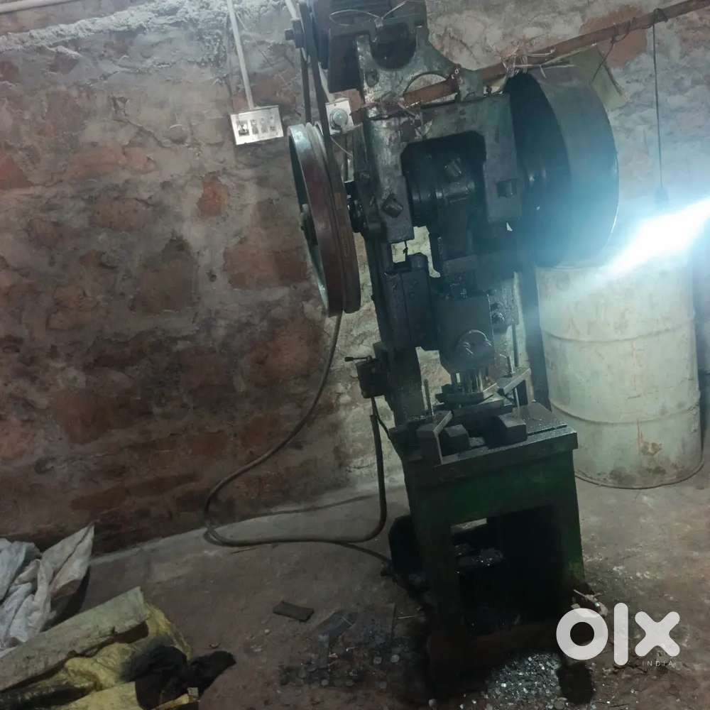 Power press operator