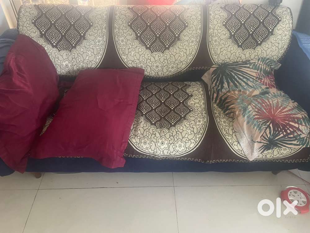 3 seater sofa