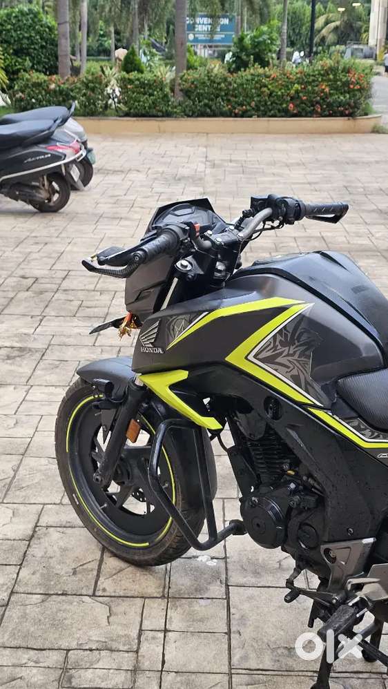 Honda hornet super condition