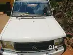 Toyota Qualis 2002