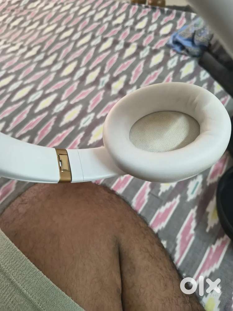 Beats studio bro