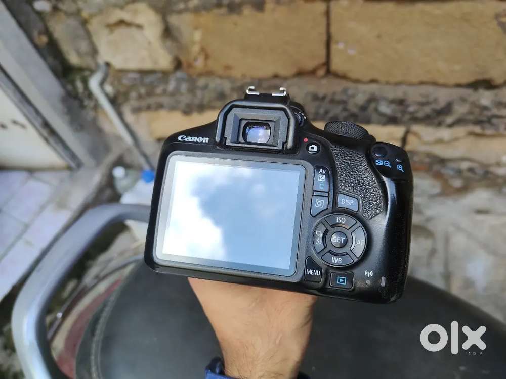 Canon 1300d wifi cam