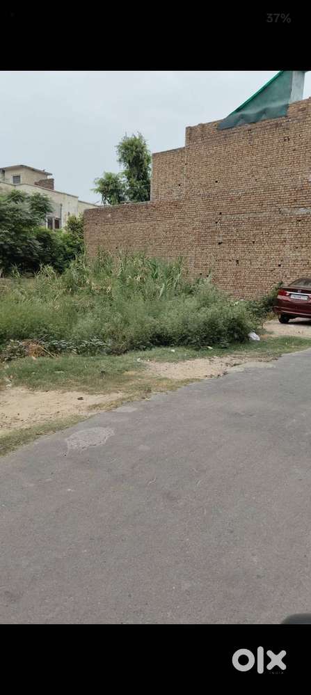 Railway diwaar wali side