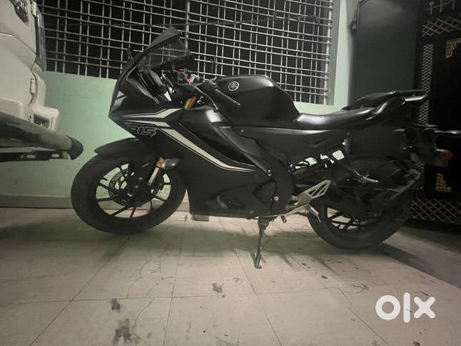 Yamaha R15 v4