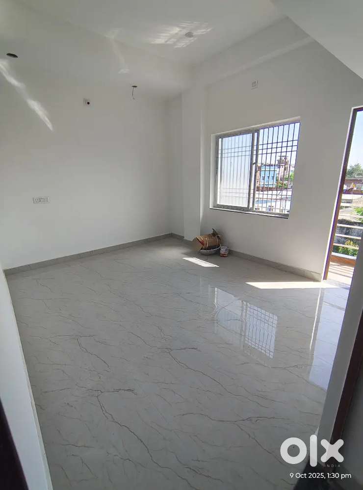 2.5 bhk independent flat for Family and girls